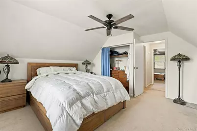 7954 264th Street, Glen Oaks, NY 11004 - Photo 16