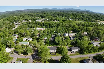 25 Highland Avenue, Kerhonkson, NY 12446 - Photo 2