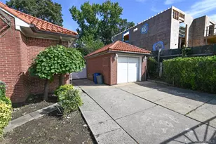 145-27 13th Ave, Whitestone, NY 11357 - Photo 22
