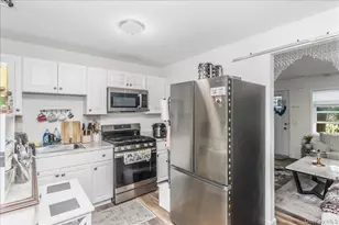 761 Provost Ave, Bellport, NY 11713 - Photo 8