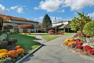 569 Heritage Hills Dr, Somers, NY 10589 - Photo 32