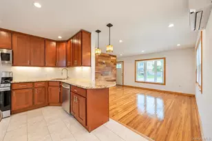 30 McAlester Ave, Hicksville, NY 11801 - Photo 8