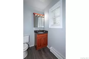 184 Hallock Rd, Lake Grove, NY 11755 - Photo 12