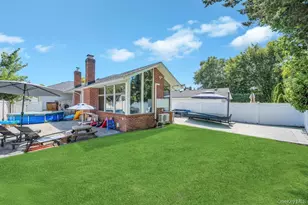 2327 Cleveland St, Bellmore, NY 11710 - Photo 16