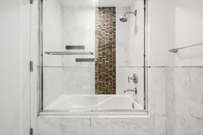 64-05 Yellowstone Boulevard #PH504, Forest Hills, NY 11375 - Photo 24