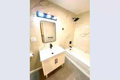 8837 161st Street, Jamaica, NY 11432 - Photo 10
