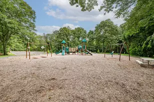 14 Glen Hollow Dr, Holtsville, NY 11742 - Photo 18