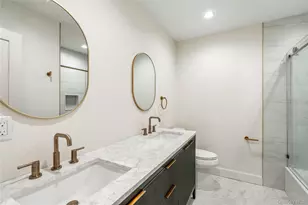 908 Maple Ln, East Meadow, NY 11554 - Photo 22