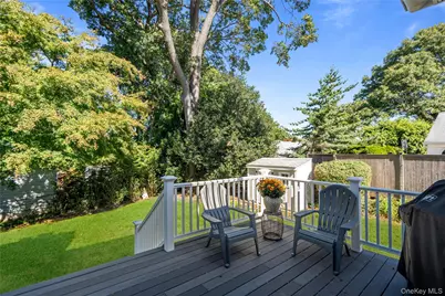 646 The Concourse, Oyster Bay, NY 11771 - Photo 32