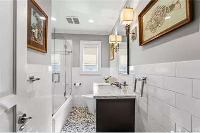646 The Concourse, Oyster Bay, NY 11771 - Photo 14