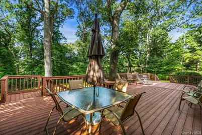 27 Winter Lane, Dix Hills, NY 11746 - Photo 8