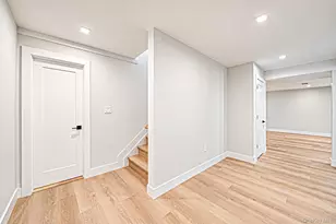 746 Blackstone Ave, East Meadow, NY 11554 - Photo 32