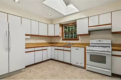 76 Hernan Avenue, Locust Valley, NY 11560 - Photo 10