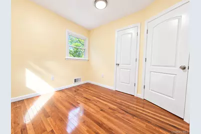 11 Clover Drive, West Nyack, NY 10994 - Photo 14