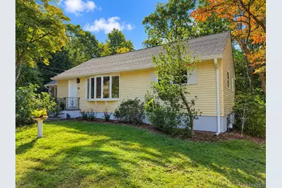 11 Clover Drive, West Nyack, NY 10994 - Photo 2