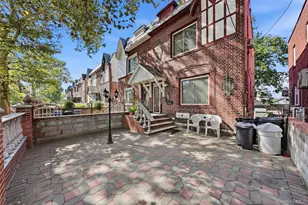 112-26 197th St, Saint Albans, NY 11412 - Photo 1