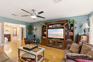 2962 Hewlett Ave, Merrick, NY 11566 - Photo 6