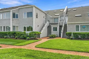 2820 Shipyard Ln, East Marion, NY 11939 - Photo 2