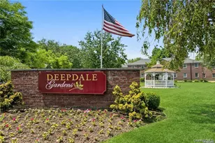 58-03 251st St, Little Neck, NY 11362 - Photo 2