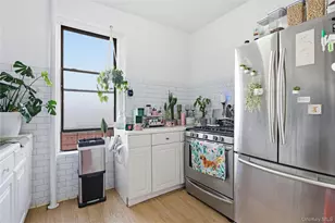 924 Summit Ave, Bronx, NY 10452 - Photo 18