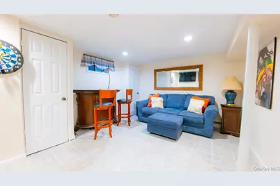 21724 121st Avenue, Cambria Heights, NY 11411 - Photo 26