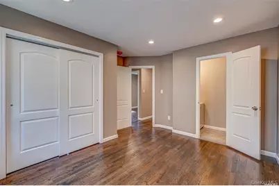 218 E Alhambra Avenue, Lindenhurst, NY 11757 - Photo 26