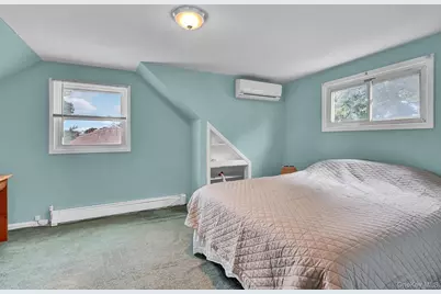 316 39th Street, Lindenhurst, NY 11757 - Photo 16