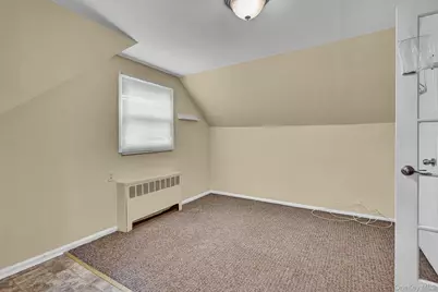 316 39th Street, Lindenhurst, NY 11757 - Photo 14