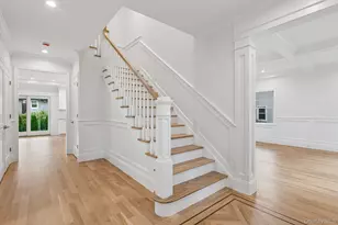12 Orchard Meadow Rd, East Williston, NY 11596 - Photo 4