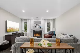 7 Platt Pl, Huntington, NY 11743 - Photo 16