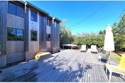 63 Holly Walk, Bay Shore, NY 11706 - Photo 12