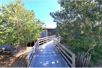 63 Holly Walk, Bay Shore, NY 11706 - Photo 1