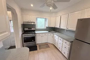 220 Manhattan Ave, Westbury, NY 11590 - Photo 8