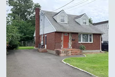 220 Manhattan Avenue #1, Westbury, NY 11590 - Photo 2