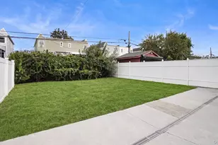 1008 Huntington Ave, Bronx, NY 10465 - Photo 18