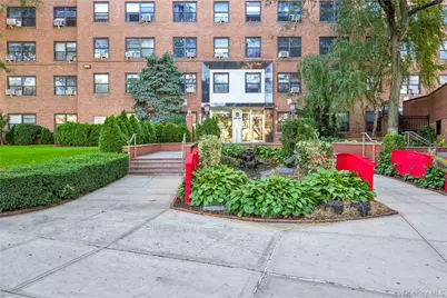 99-40 63rd Rd #9D, Rego Park, NY 11374 - Photo 2