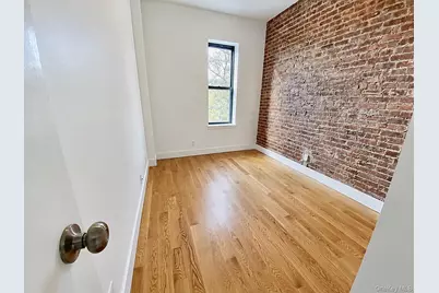 28-56 47th Street #3F, Astoria, NY 11103 - Photo 1