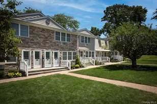 65 Fairfield Way, Commack, NY 11725 - Photo 4