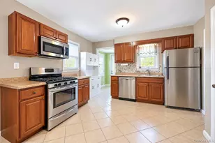 2930 Stevens St, Oceanside, NY 11572 - Photo 6