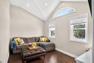 125 Pace Dr S, West Islip, NY 11795 - Photo 22