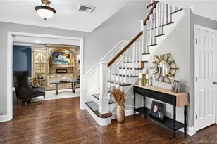 125 Pace Dr S, West Islip, NY 11795 - Photo 2