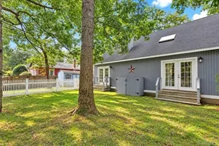 1 Hampton St, East Quogue, NY 11942 - Photo 2