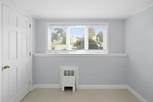1072 Hicksville Rd, Seaford, NY 11783 - Photo 26