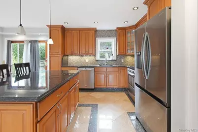 1072 Hicksville Road, Seaford, NY 11783 - Photo 6