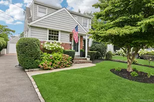 76 Highfield Ave, Port Washington, NY 11050 - Photo 12