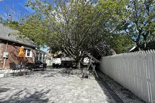 1905 Bryant Pl, Baldwin, NY 11510 - Photo 12