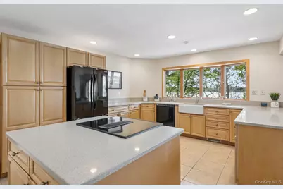 89 Harbor Road, Saint James, NY 11780 - Photo 14