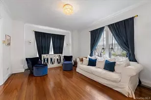 1051 Roselle Pl, Woodmere, NY 11598 - Photo 6