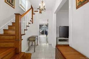 1051 Roselle Pl, Woodmere, NY 11598 - Photo 4