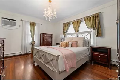 1051 Roselle Place, Woodmere, NY 11598 - Photo 16